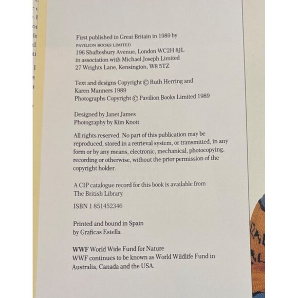 Knitting Wildlife Pattern Book By Ruth Herring & Karen Manners Handcover - Picture 13 of 13